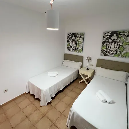 Anahi Corralejo - Cardon 12 *