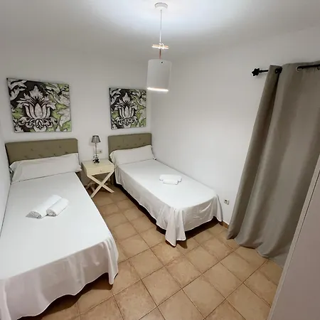 Anahi Corralejo - Cardon 12