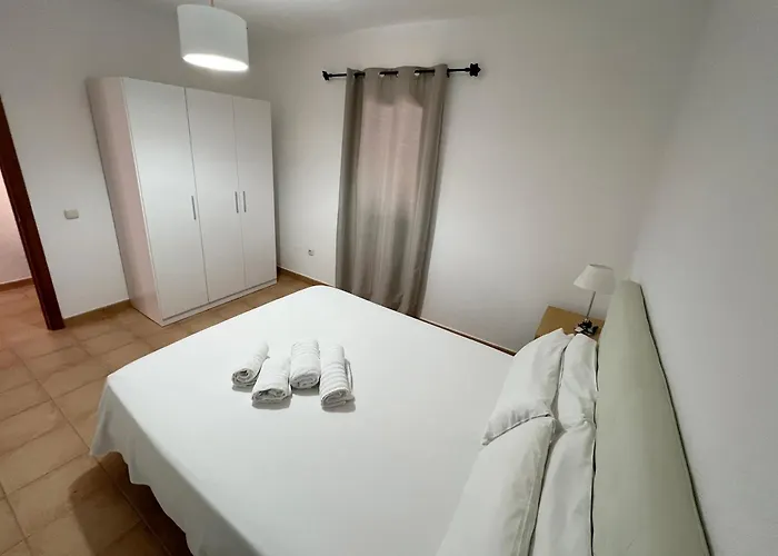 Anahi Corralejo - Cardon 12 *