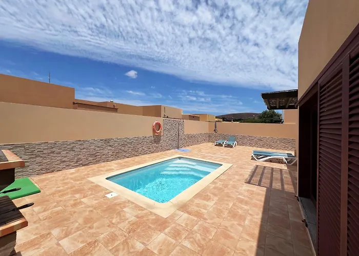 Anahi Corralejo - Cardon 12 Feriehus *